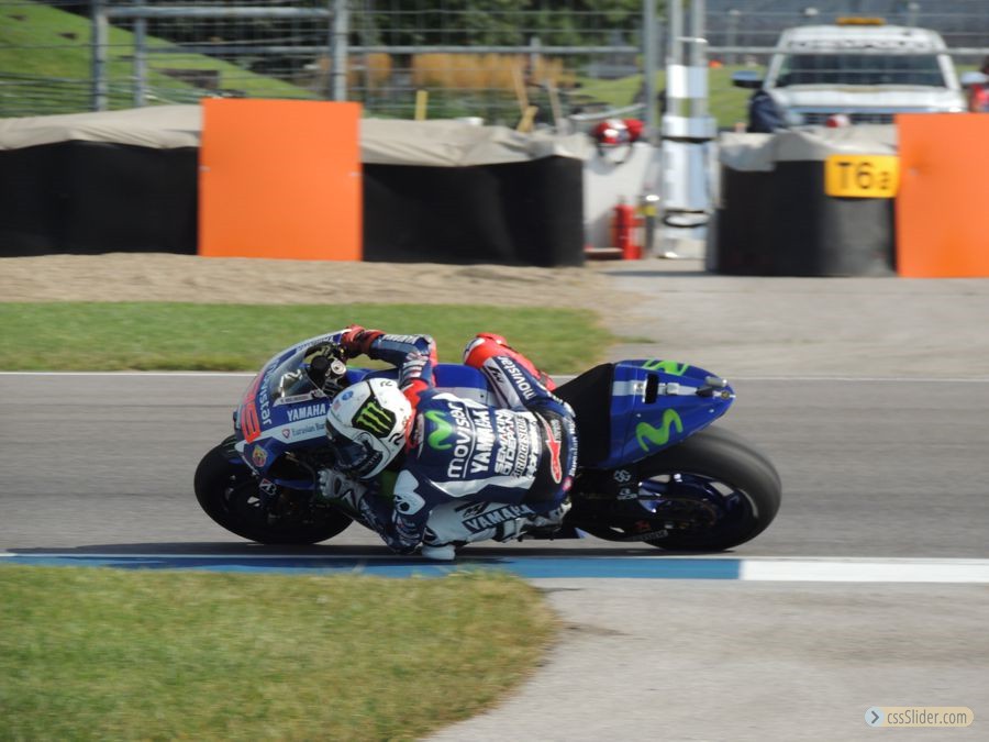 99 Jorge Lorenzo