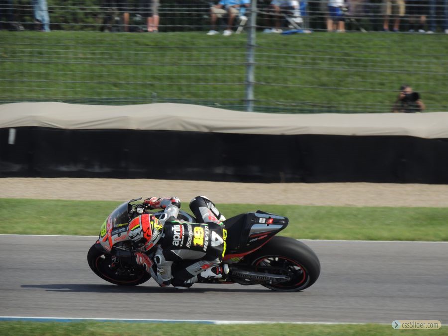 19 Alvaro Bautista